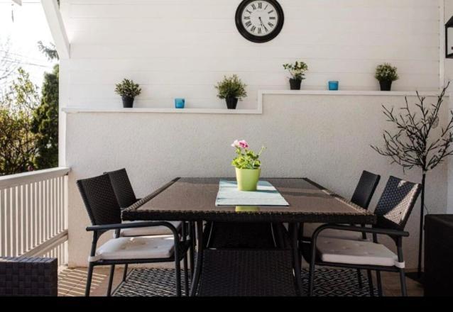 Bella Holiday home Balatonfuzfo